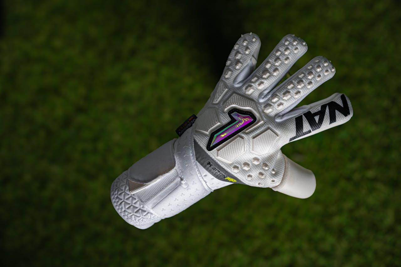 Top Goalkeeper Gloves 2025 — Find Your Perfect Match for Grip and Confidence